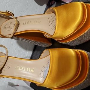 Azalea Wang gold rhinestone platform heels 6.5